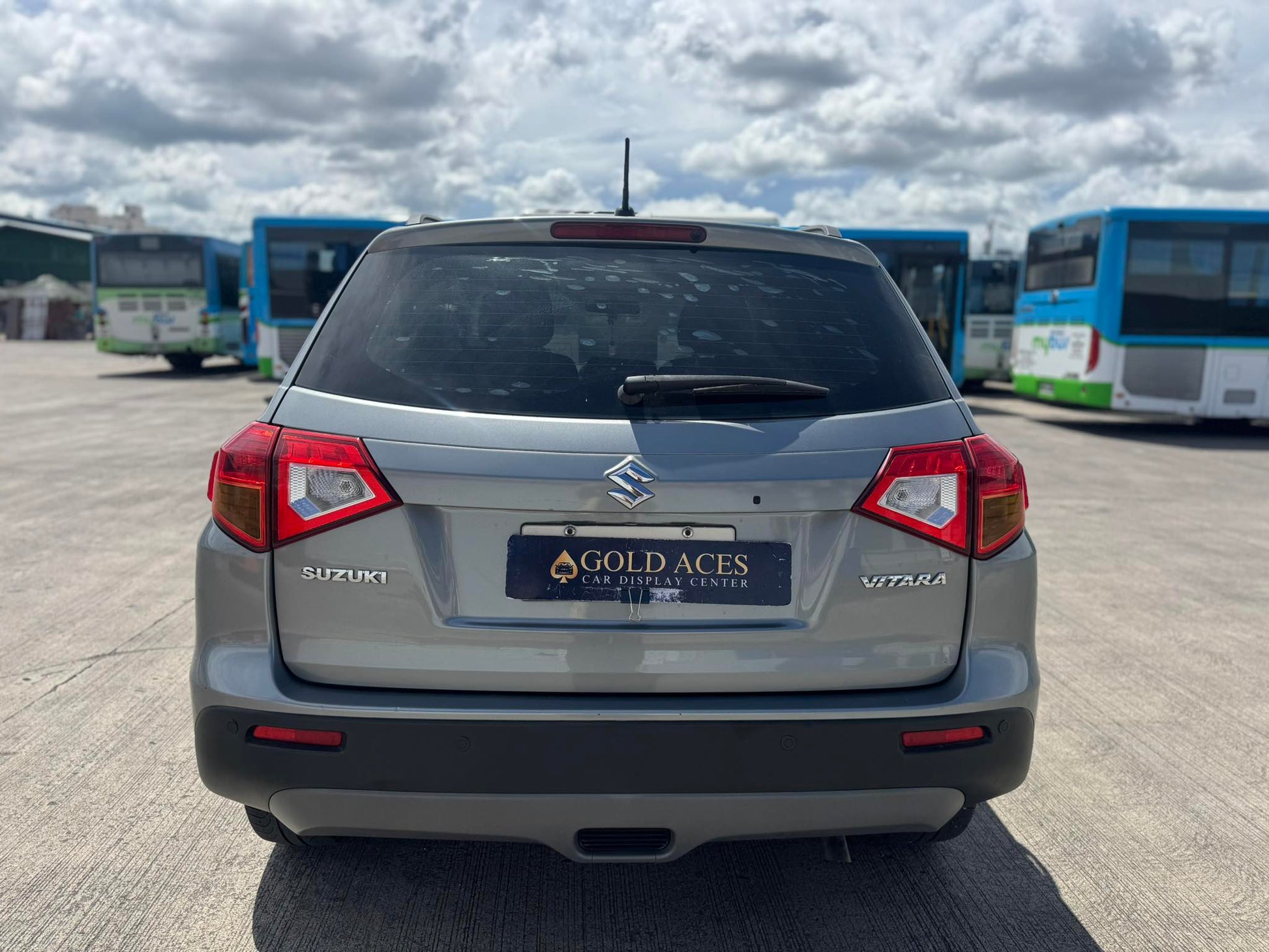 2018 SUZUKI VITARA 1.6L GLX AUTOMATIC TRANSMISSION Gold Aces Car Display Center