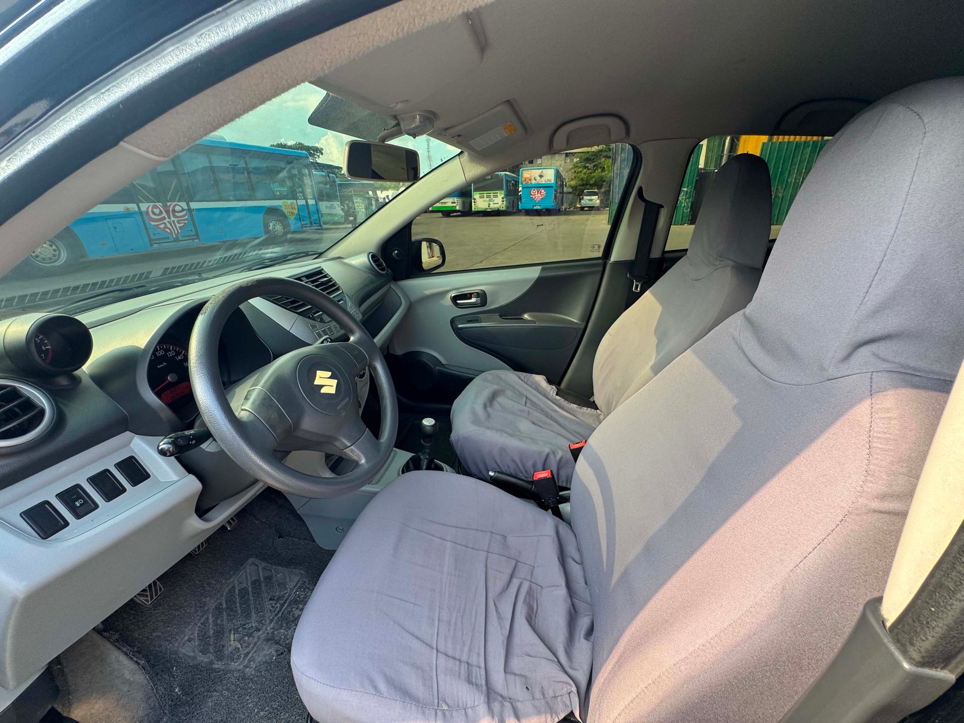 2012 SUZUKI CELERIO 1.0L MANUAL TRANSMISSION Gold Aces Car Display Center