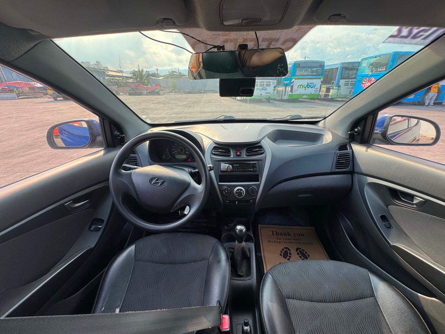 2018 HYUNDAI EON GLX 0.8L MANUAL TRANSMISION Gold Aces Car Display Center