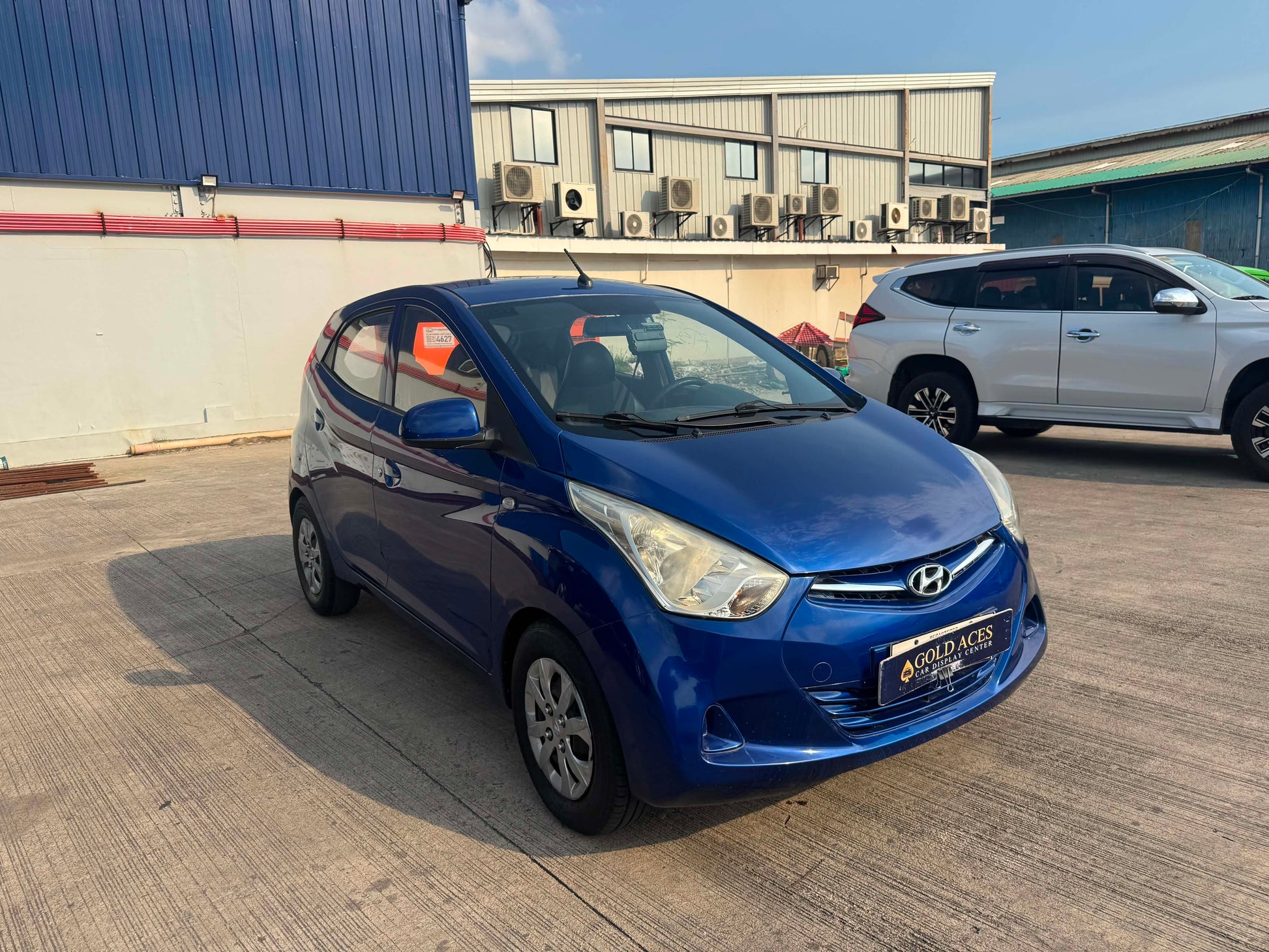 2018 HYUNDAI EON GLX 0.8L MANUAL TRANSMISION Gold Aces Car Display Center