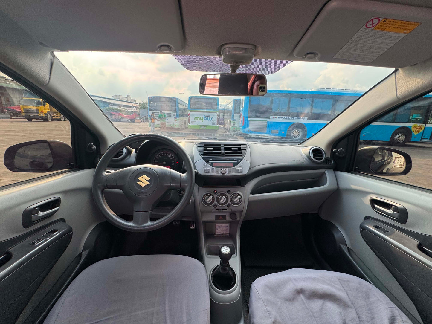 2012 SUZUKI CELERIO 1.0L MANUAL TRANSMISSION Gold Aces Car Display Center