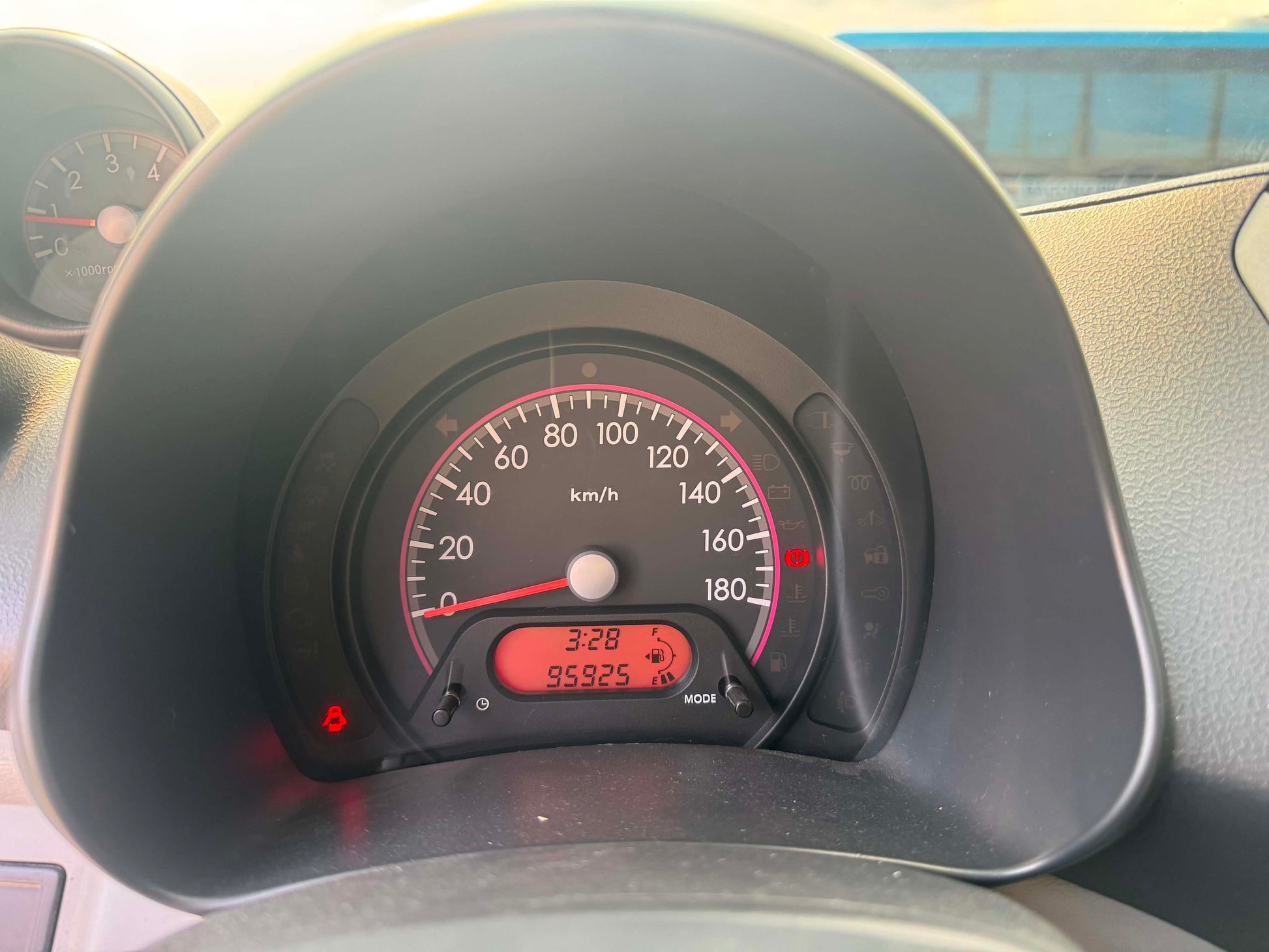 2012 SUZUKI CELERIO 1.0L MANUAL TRANSMISSION Gold Aces Car Display Center