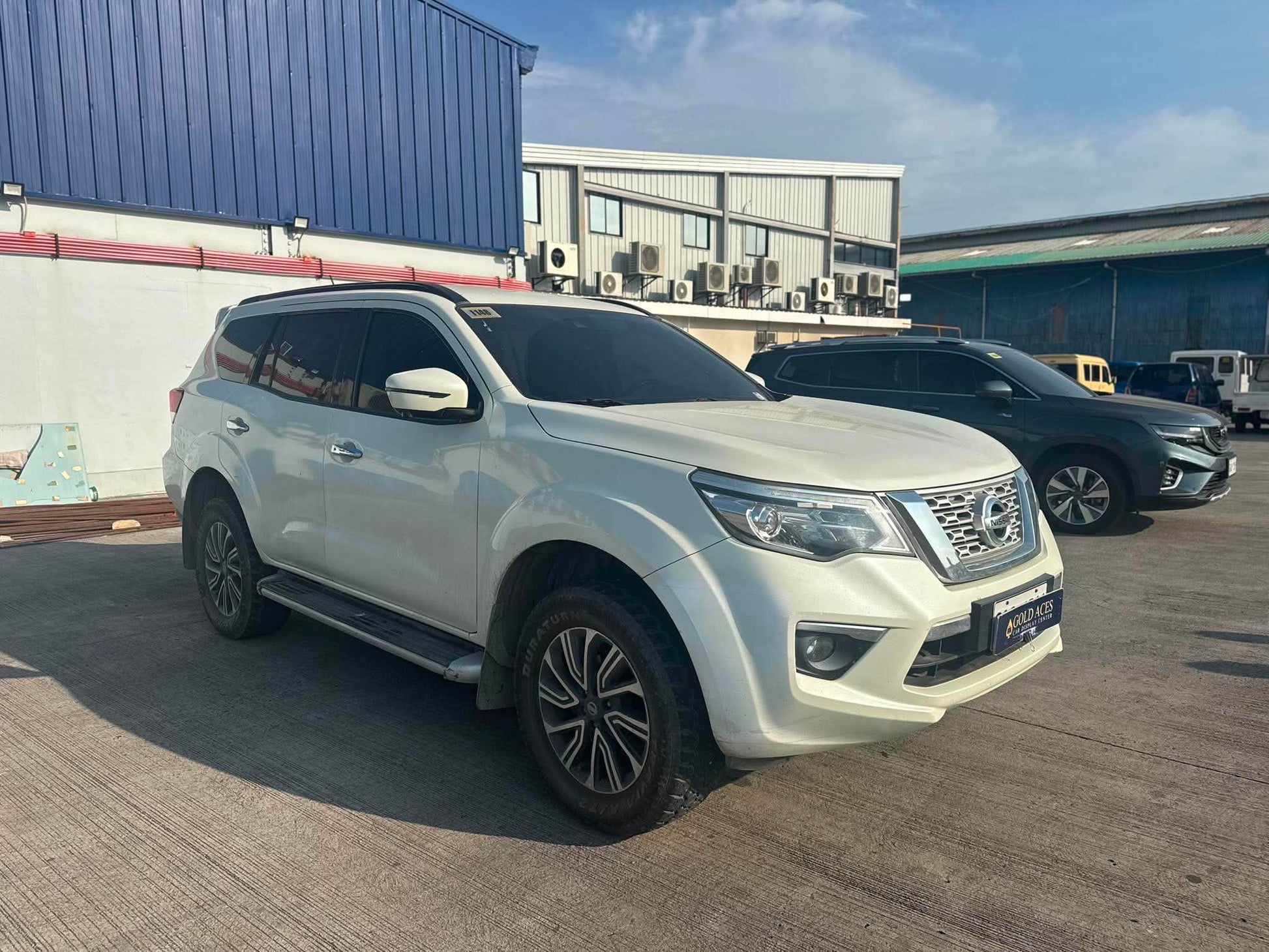 2019 NISSAN TERRA 2.5L VL 4X2 AUTOMATIC TRANMISSION Gold Aces Car Display Center
