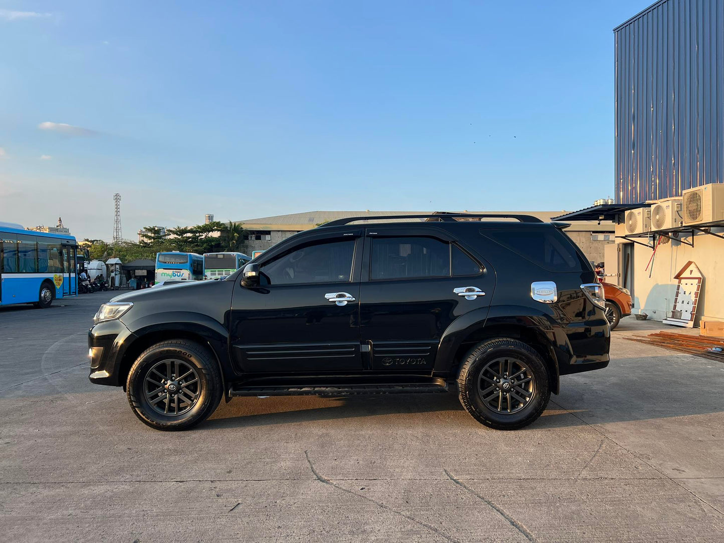 2014 FORD RANGER XLT 2.2L 4X2 DSL MANUAL TRANSMISSION Gold Aces Car Display Center