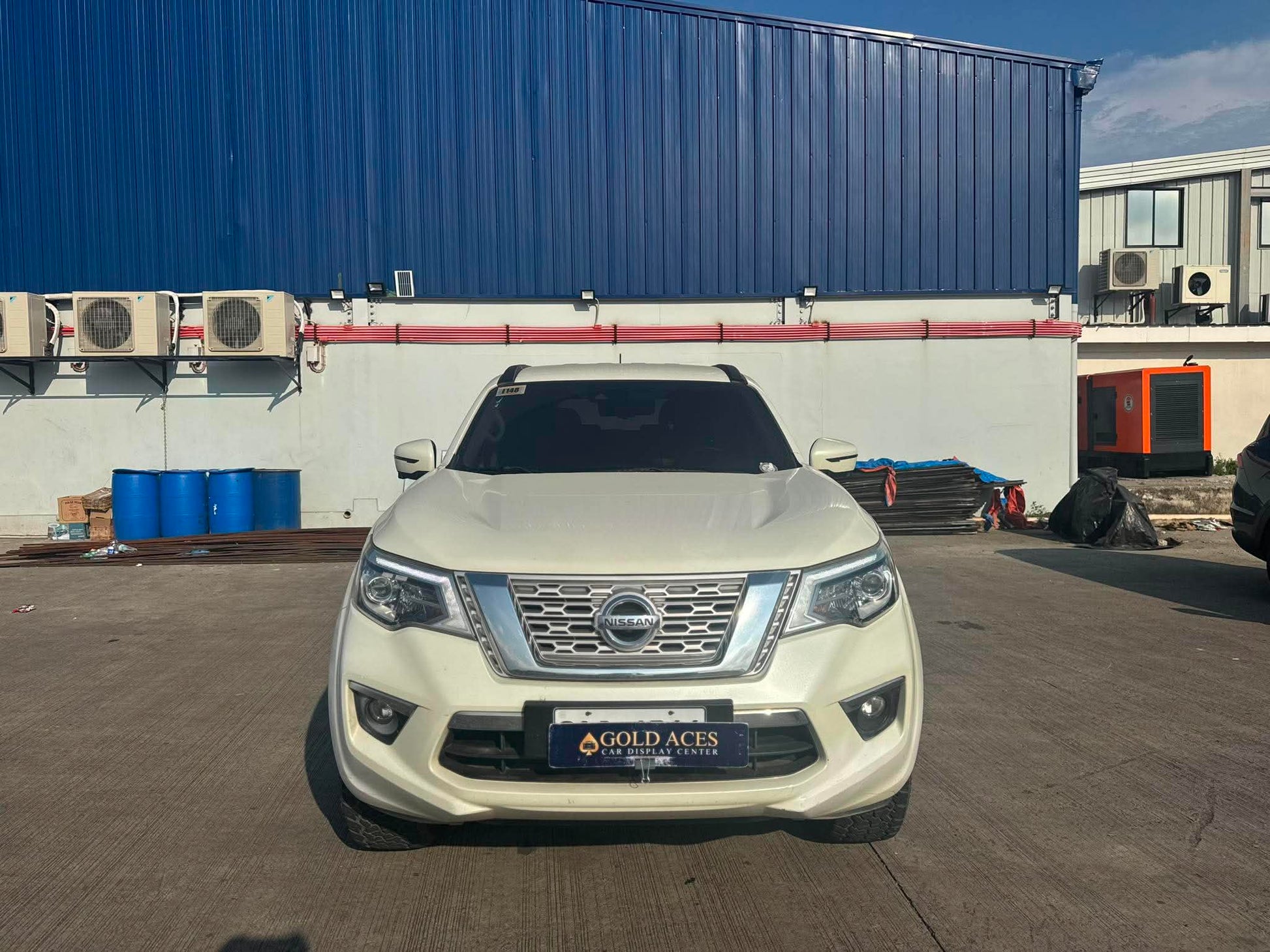 2019 NISSAN TERRA 2.5L VL 4X2 AUTOMATIC TRANMISSION Gold Aces Car Display Center