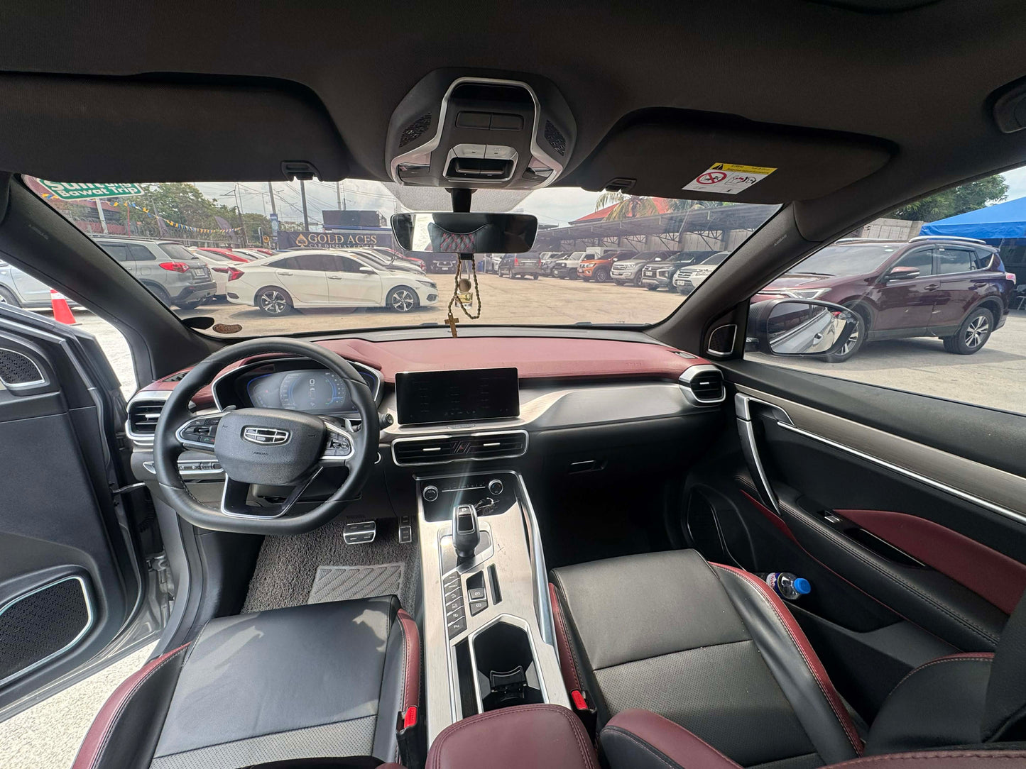 2021 GEELY COOLRAY SPORTS 1.5L AUTOMATIC TRANSMISSION Gold Aces Car Display Center