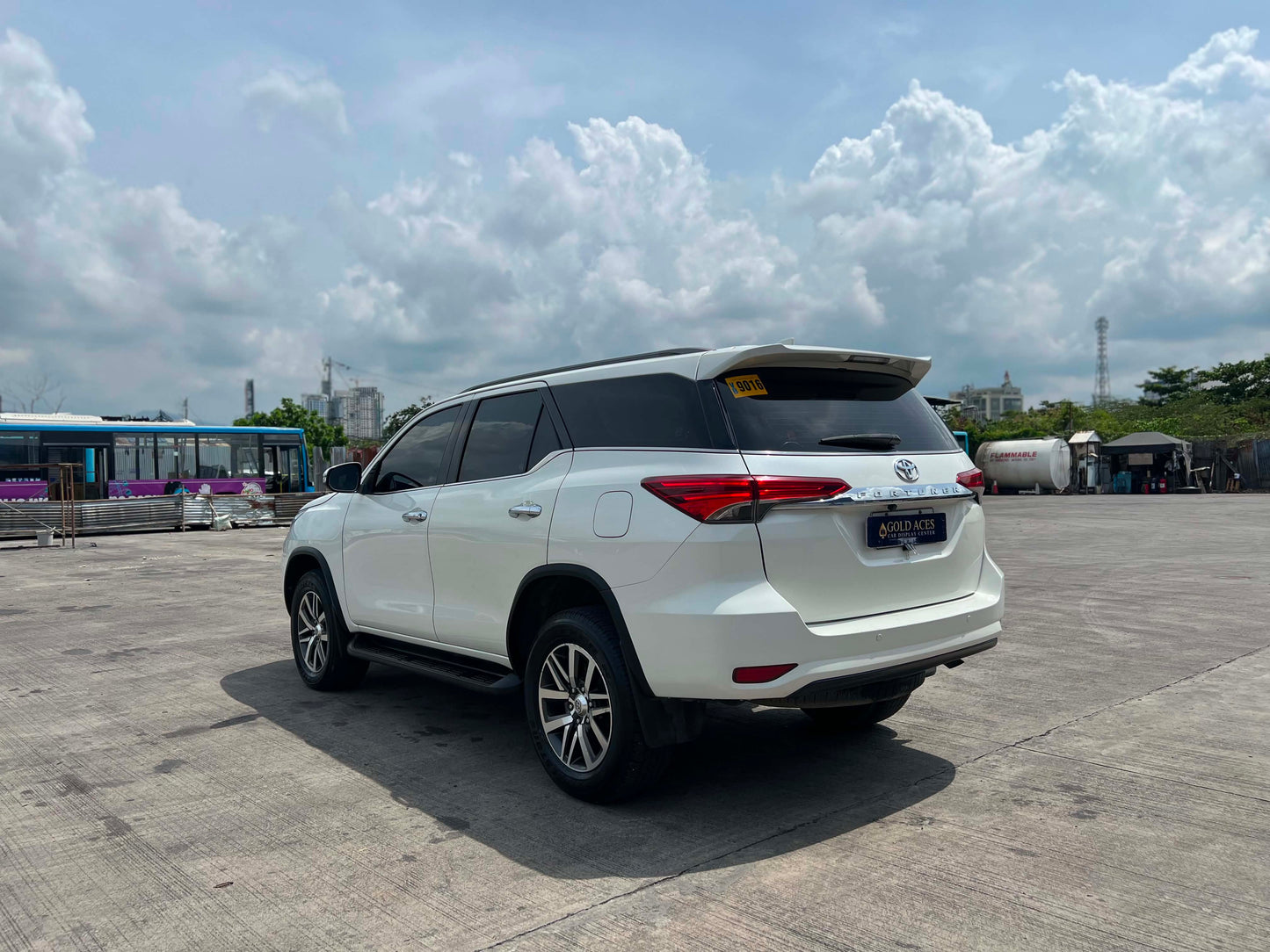 2016 TOYOTA FORTUNER 2.4L V 4X2 AUTOMATIC TRANSMISSION TOYOTA