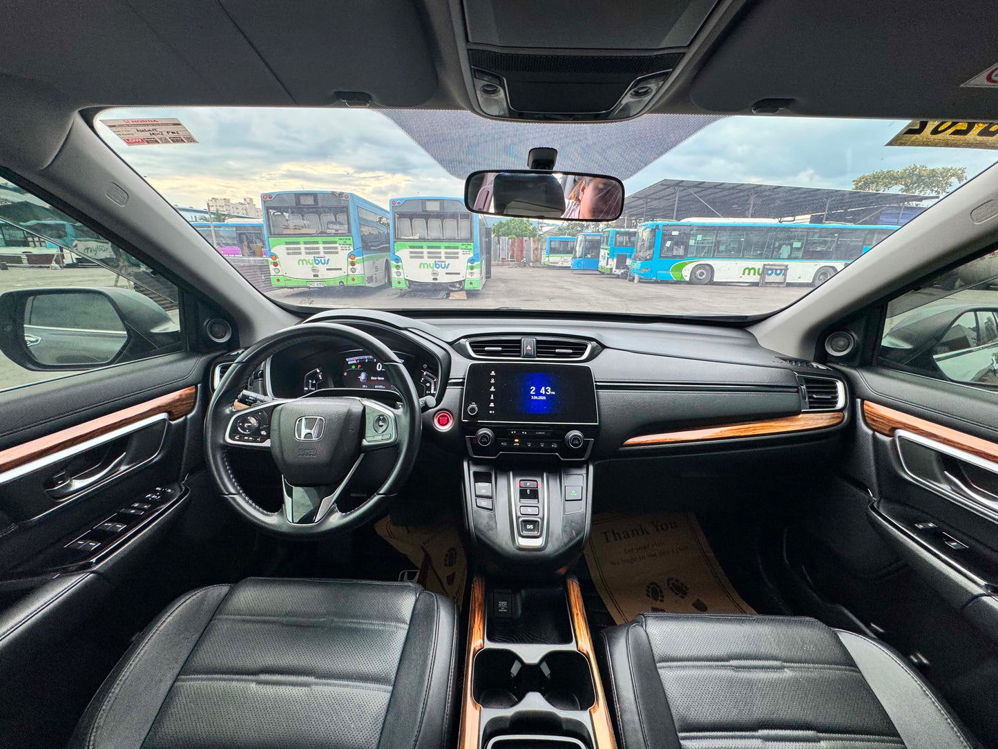 2018 HONDA CRV 1.6L TURBO DIESEL 4X2 AUTOMATIC TRANSMISSION Gold Aces Car Display Center