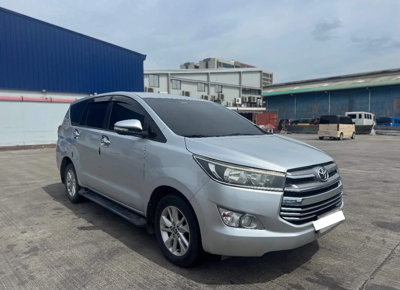 2016 TOYOTA INNOVA 2.8L G DSL AUTOMATIC TRANSMISSION Gold Aces Car Display Center