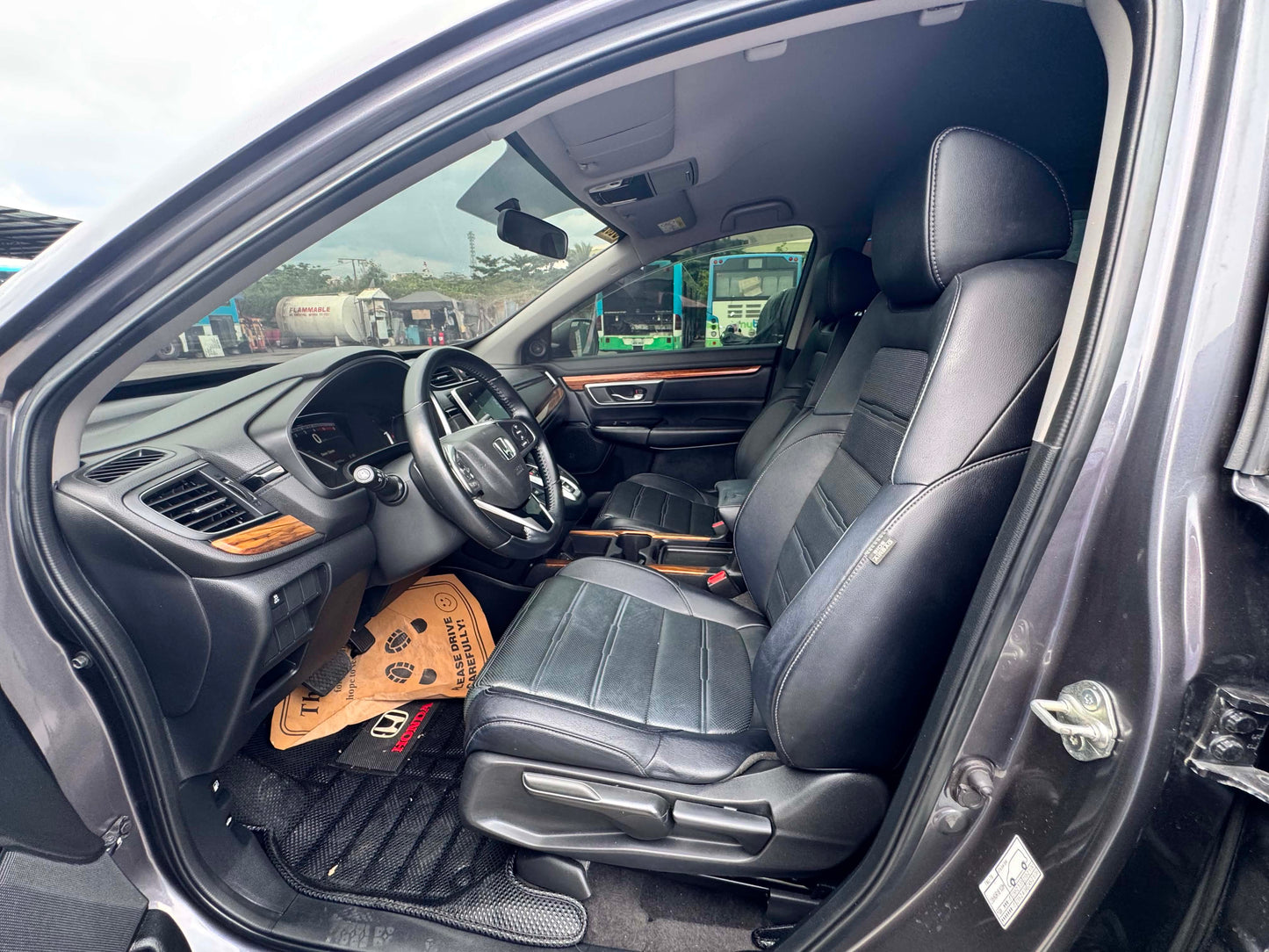 2018 HONDA CRV 1.6L TURBO DIESEL 4X2 AUTOMATIC TRANSMISSION Gold Aces Car Display Center