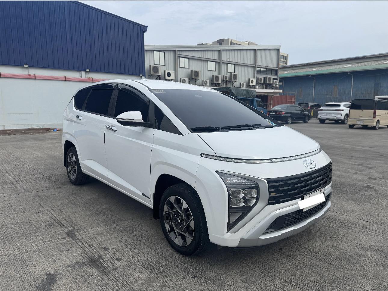 2023 HYUNDAI STARGAZER 1.5 GLS PREMIUM GAS AUTOMATIC TRANSMISSION HYUNDAI