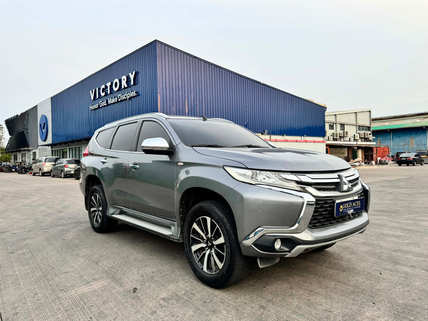 2017 MITSUBISHI MONTERO SPORT GLS 4X2 2.4L DSL AUTOMATIC TRANSMISSION Gold Aces Car Display Center