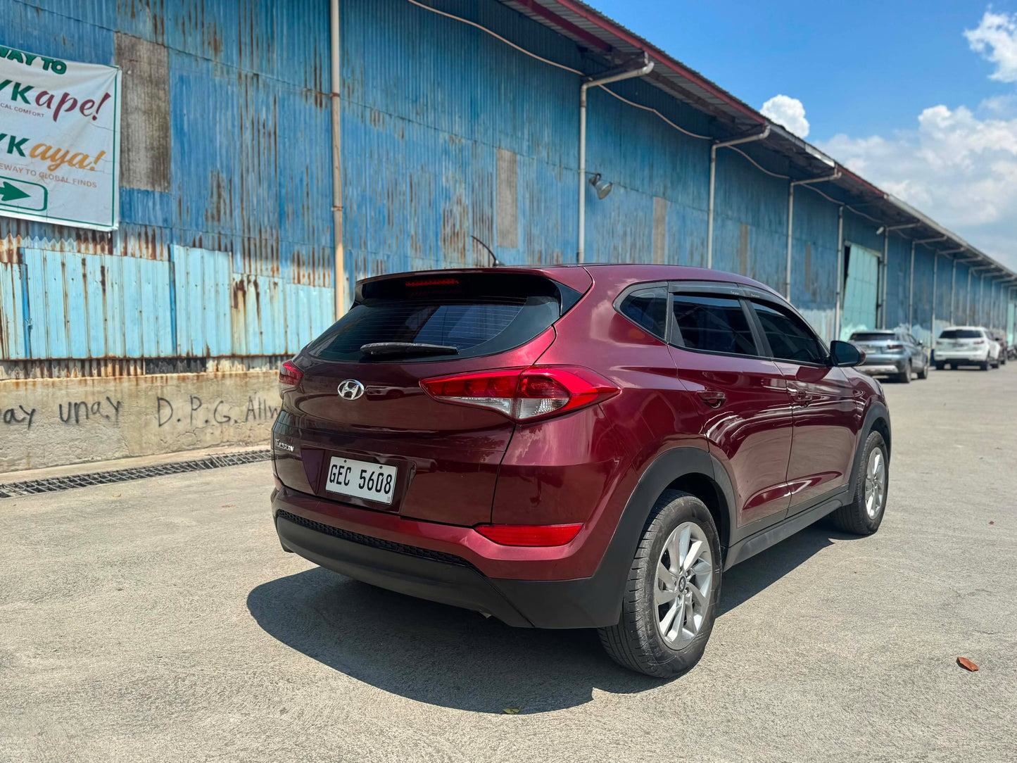 2016 HYUNDAI TUCSON 2.0L GL MANUAL TRANSMISSION (64TKMS ONLY!) Gold Aces Car Display Center