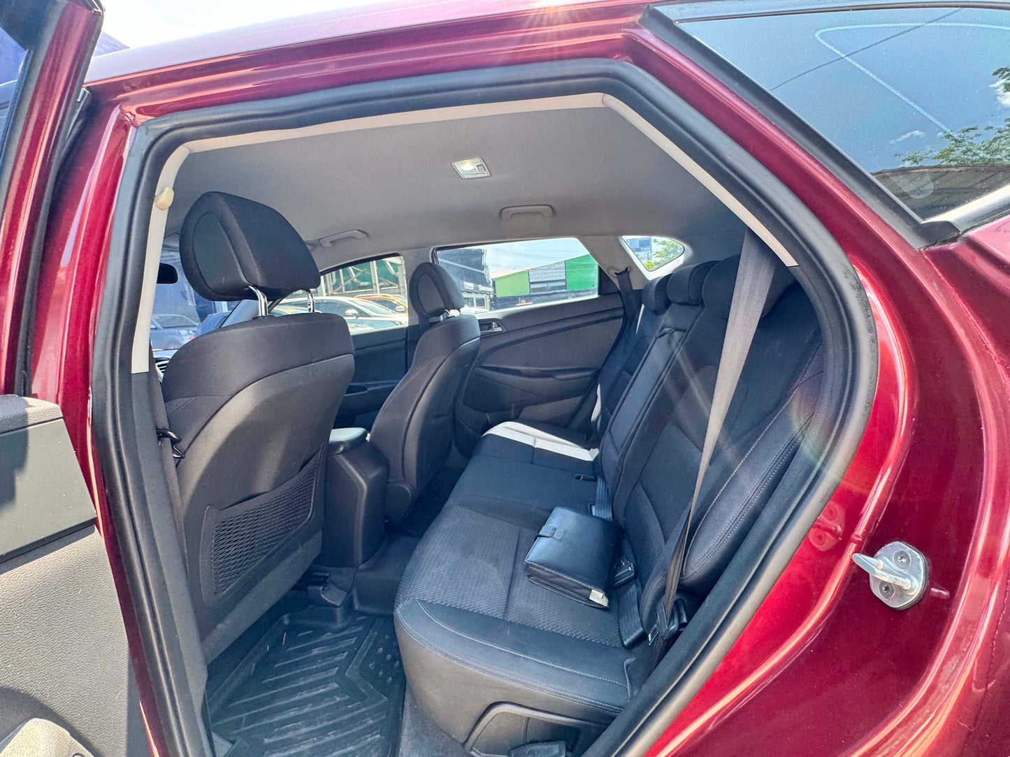 2016 HYUNDAI TUCSON 2.0L GL MANUAL TRANSMISSION (64TKMS ONLY!) Gold Aces Car Display Center