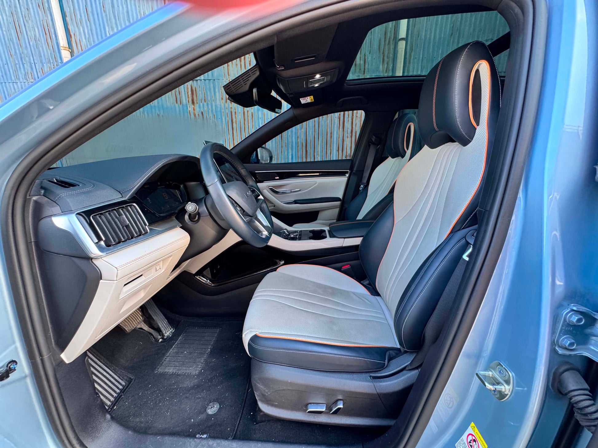 2025 BYD SEALION 6 AUTOMATIC TRANSMISSION Gold Aces Car Display Center