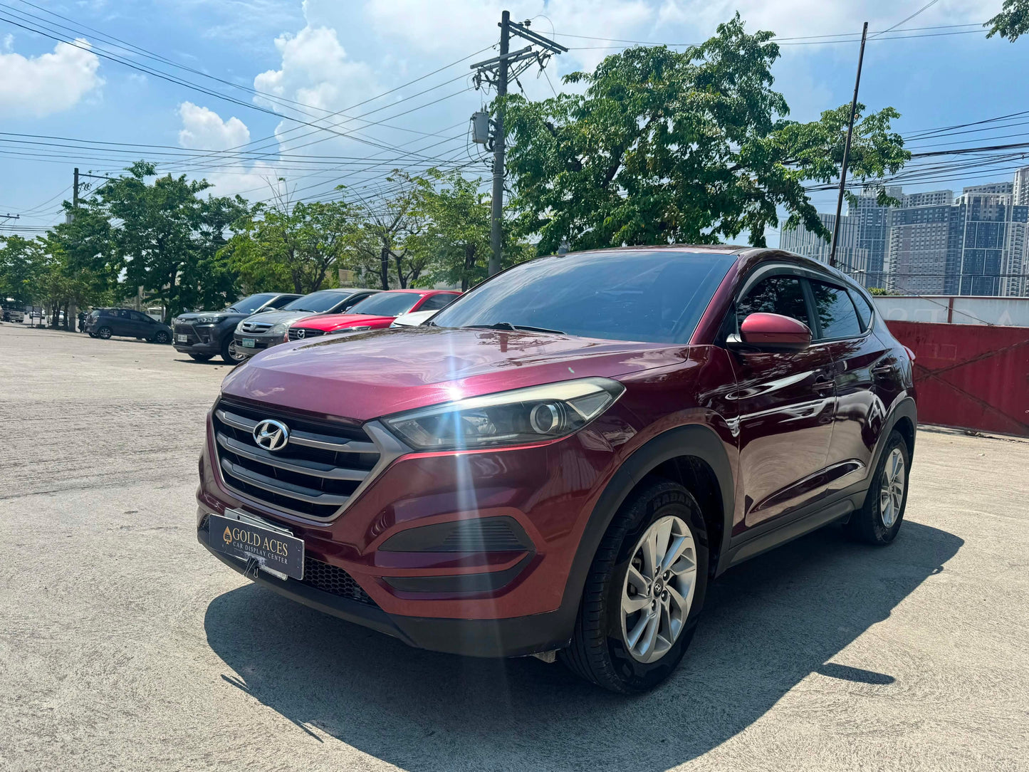 2016 HYUNDAI TUCSON 2.0L GL MANUAL TRANSMISSION (64TKMS ONLY!) Gold Aces Car Display Center