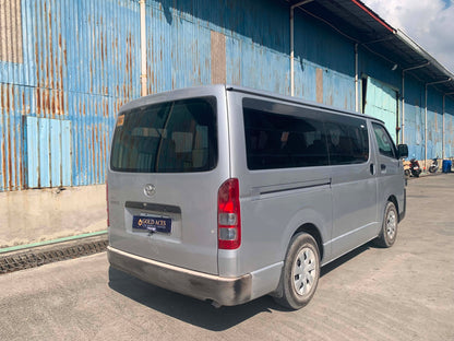 2022 HIACE COMMUTER 3.0L MANUAL TRANSMISSION (27T KMS ONLY!) Gold Aces Car Display Center