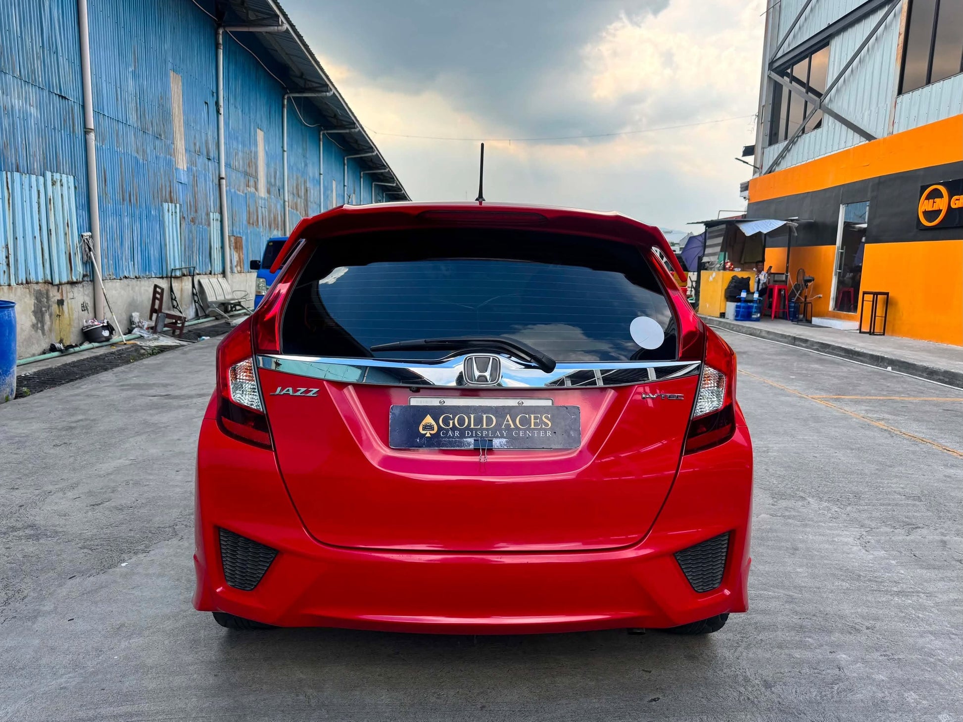 2015 HONDA JAZZ 1.5L VX AUTOMATIC TRANSMISSION Gold Aces Car Display Center