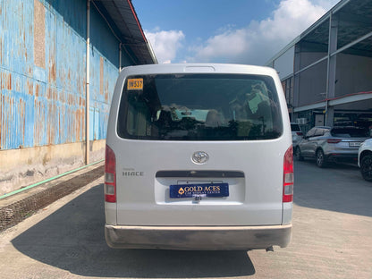 2022 HIACE COMMUTER 3.0L MANUAL TRANSMISSION (27T KMS ONLY!) Gold Aces Car Display Center