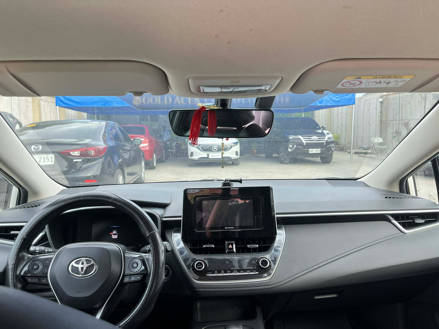 2019 TOYOTA ALTIS 1.6L V AUTOMATIC TRANSMISSION (35TKMS ONLY!) Gold Aces Car Display Center