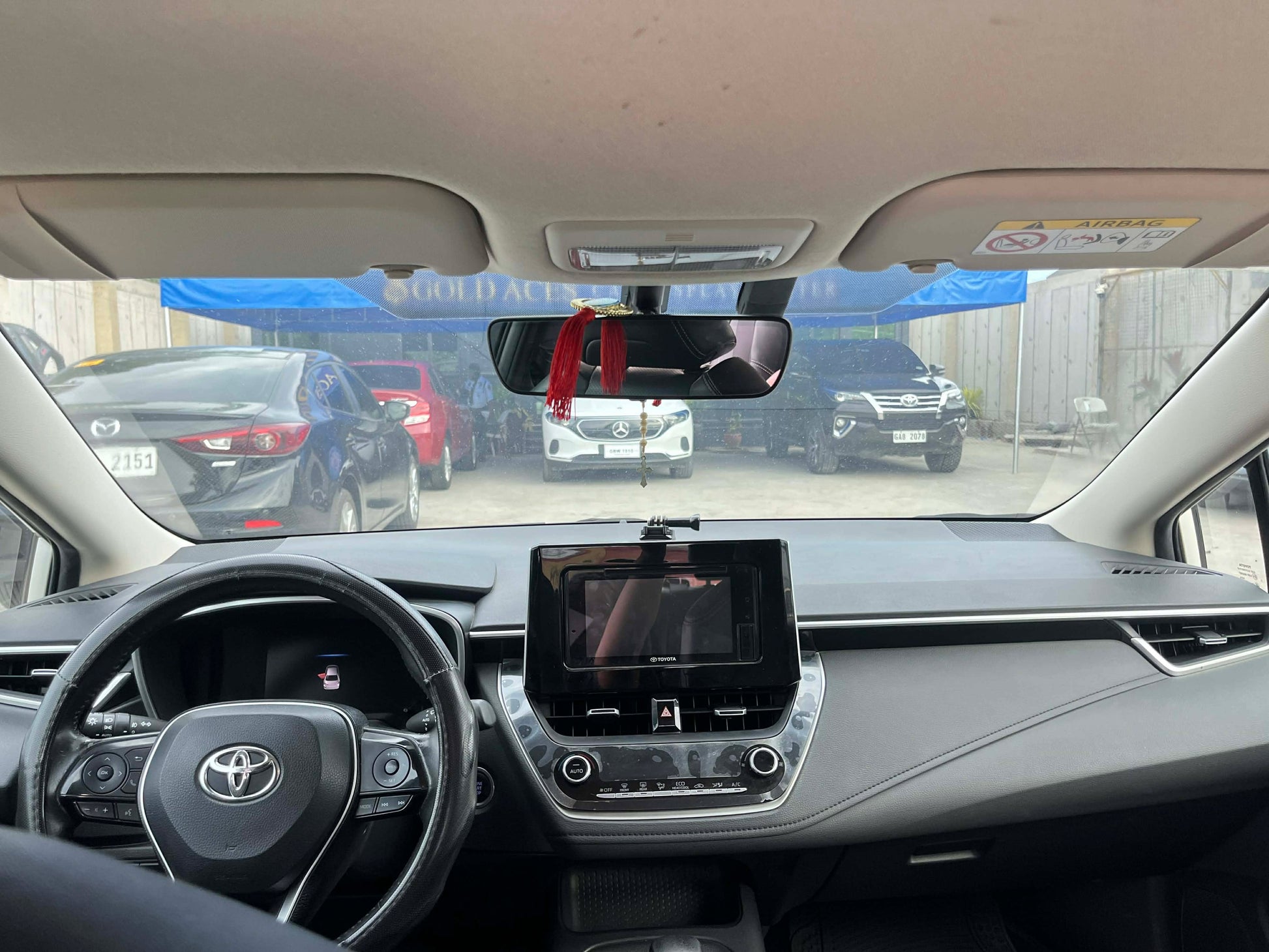 2019 TOYOTA ALTIS 1.6L V AUTOMATIC TRANSMISSION (35TKMS ONLY!) Gold Aces Car Display Center