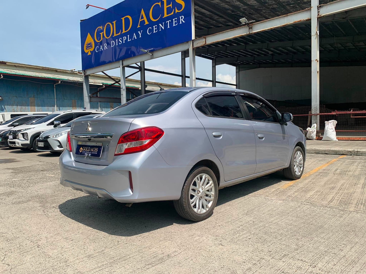 2024 MITSUBISHI MIRAGE G4 GLS 1.2L AUTOMATIC TRANSMISSION Gold Aces Car Display Center