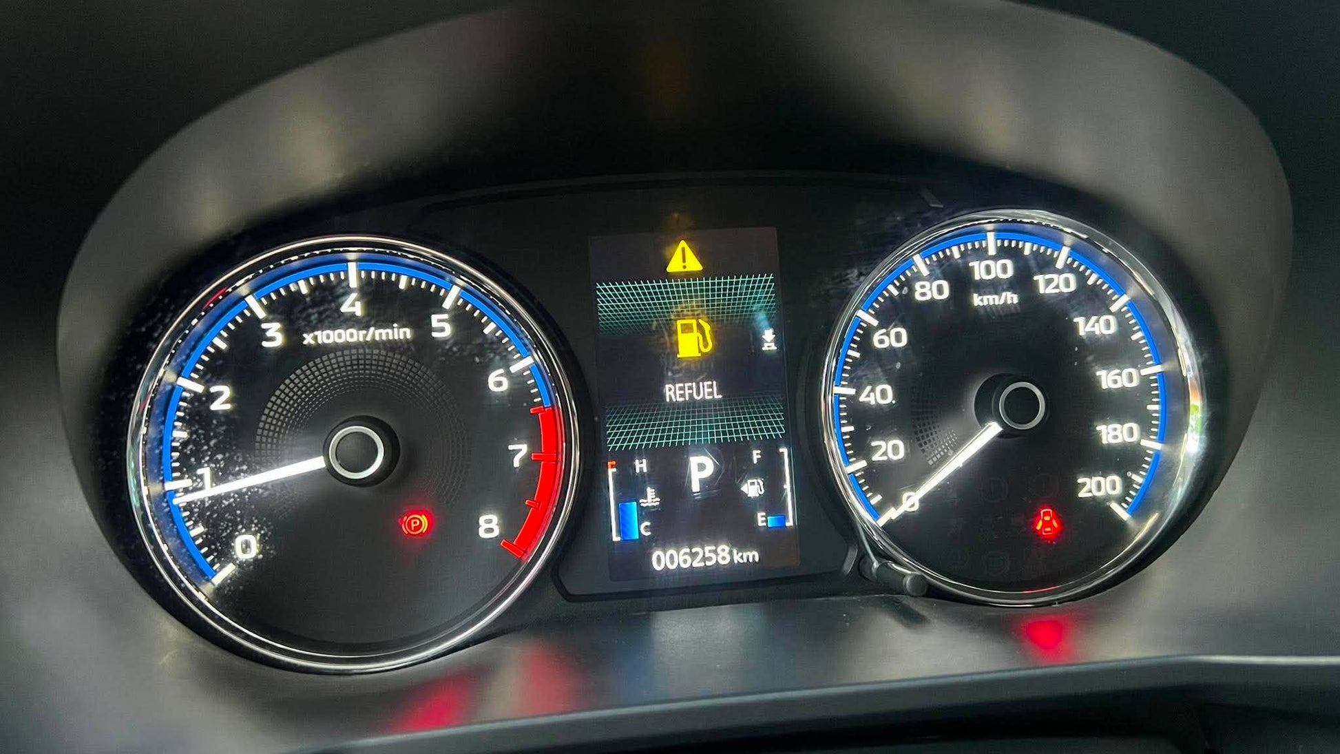 2025 MITSUBISHI XPANDER 1.5L GLS AUTOMATIC TRANSMISSION (6TKMS ONLY!) Gold Aces Car Display Center