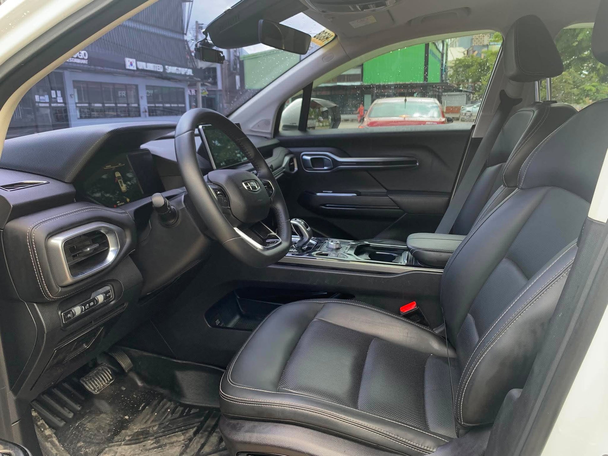 2021 GEELY OKAVANGO URBAN PLUS 1.5L AUTOMATIC TRANSMISSION&nbsp; Gold Aces Car Display Center
