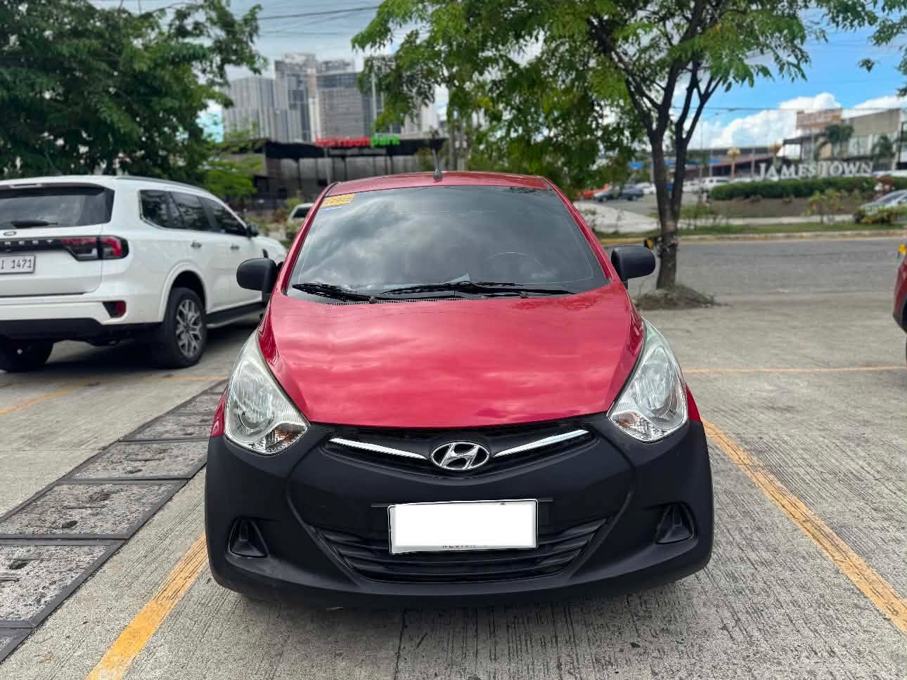 2015 HYUNDAI EON GLX 0.8L MANUAL TRANSMISSION Gold Aces Car Display Center