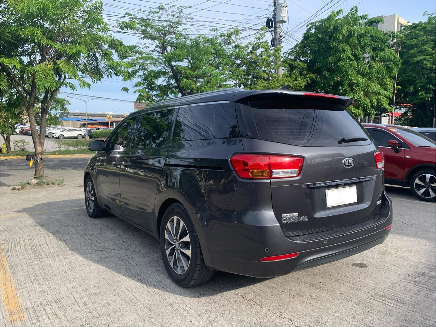 2018 KIA CARNIVAL 2.2L DIESEL ENGINE AUTOMATIC TRANSMISSION KIA