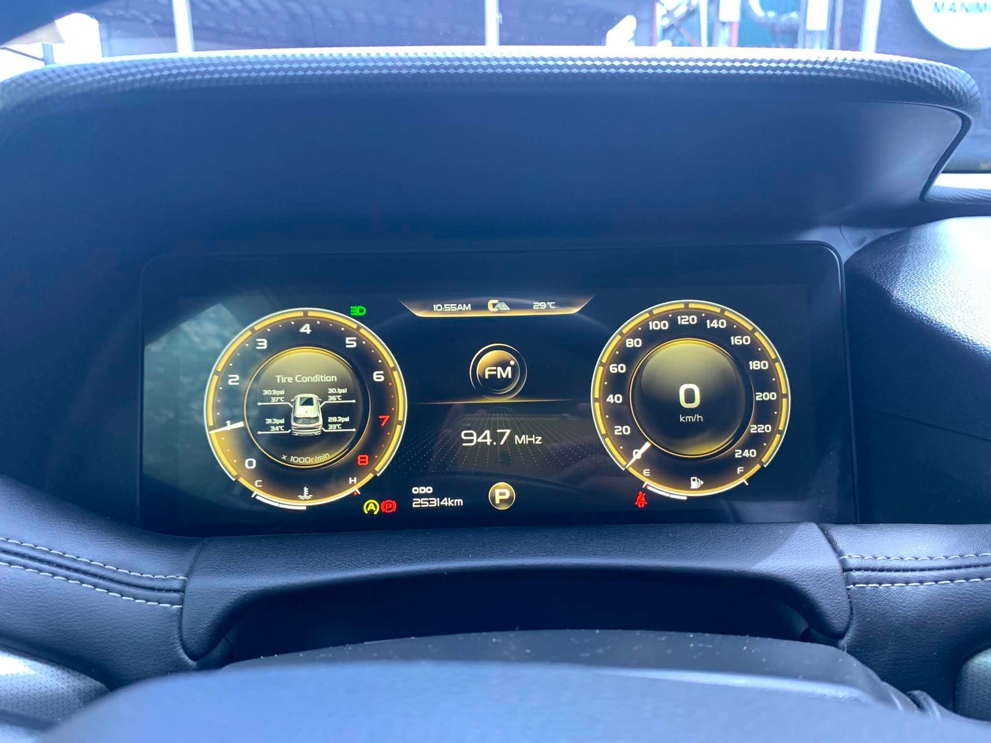 2021 GEELY OKAVANGO URBAN PLUS 1.5L AUTOMATIC TRANSMISSION&nbsp; Gold Aces Car Display Center