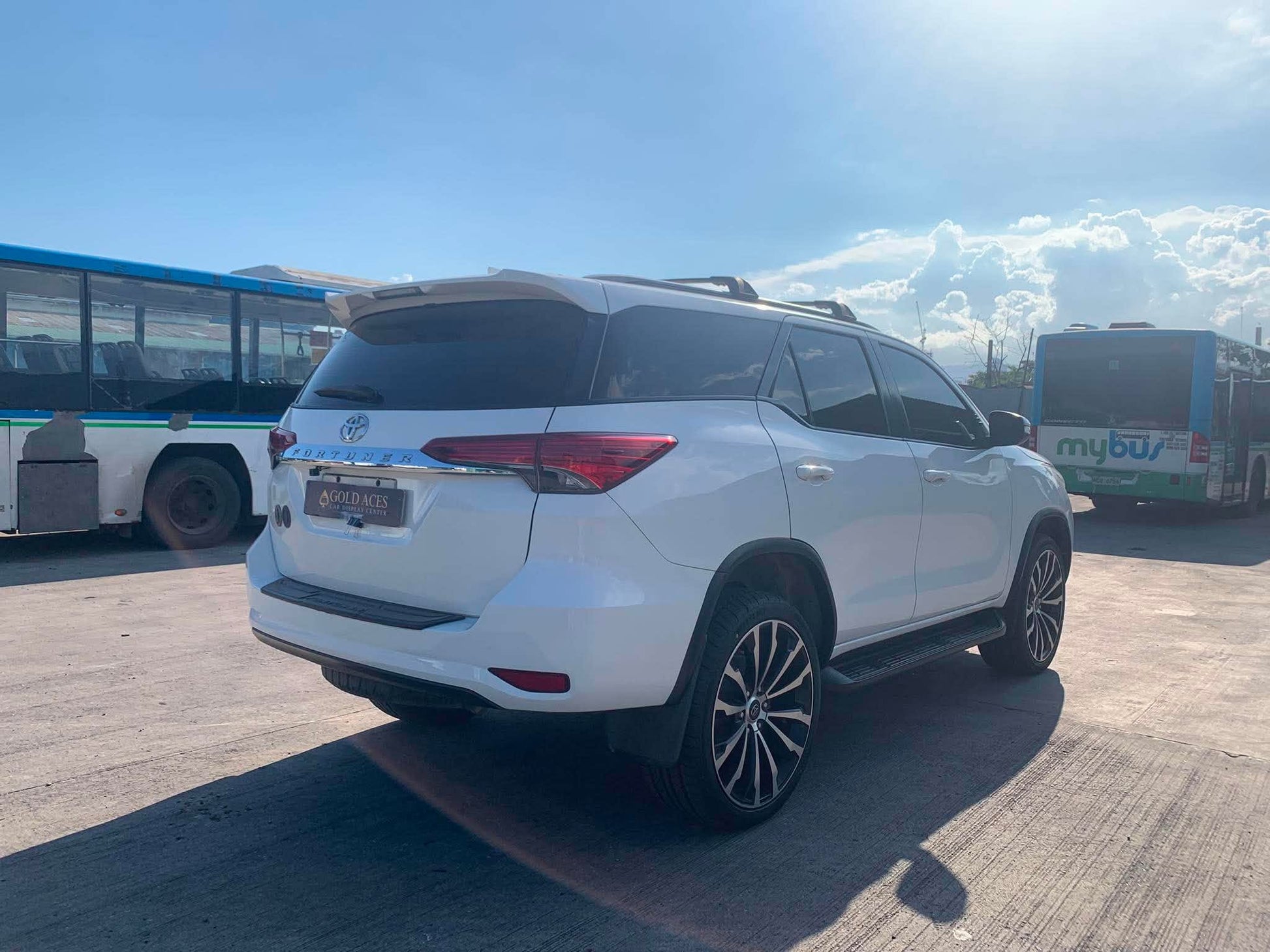 2017 TOYOTA FORTUNER 2.4L G 4X2 AUTOMATIC TRANSMISSION TOYOTA