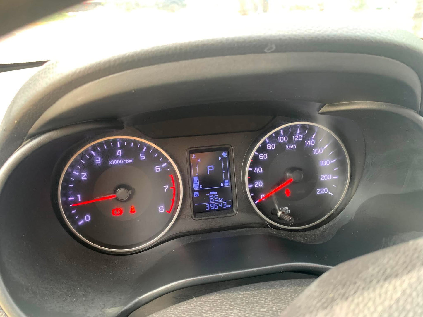 2024 KIA SOLUTO 1.4L LX AUTOMATIC TRANSMISSION Gold Aces Car Display Center