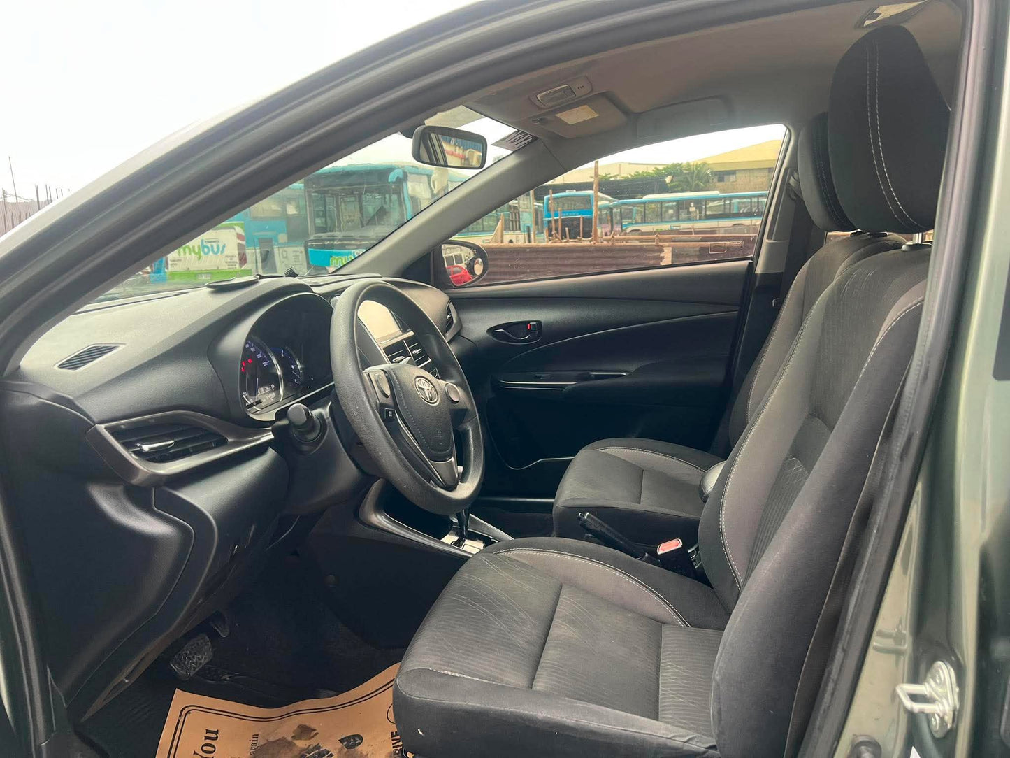 2022 TOYOTA VIOS 1.3L XLE AUTOMATIC TRANSMISSION Gold Aces Car Display Center