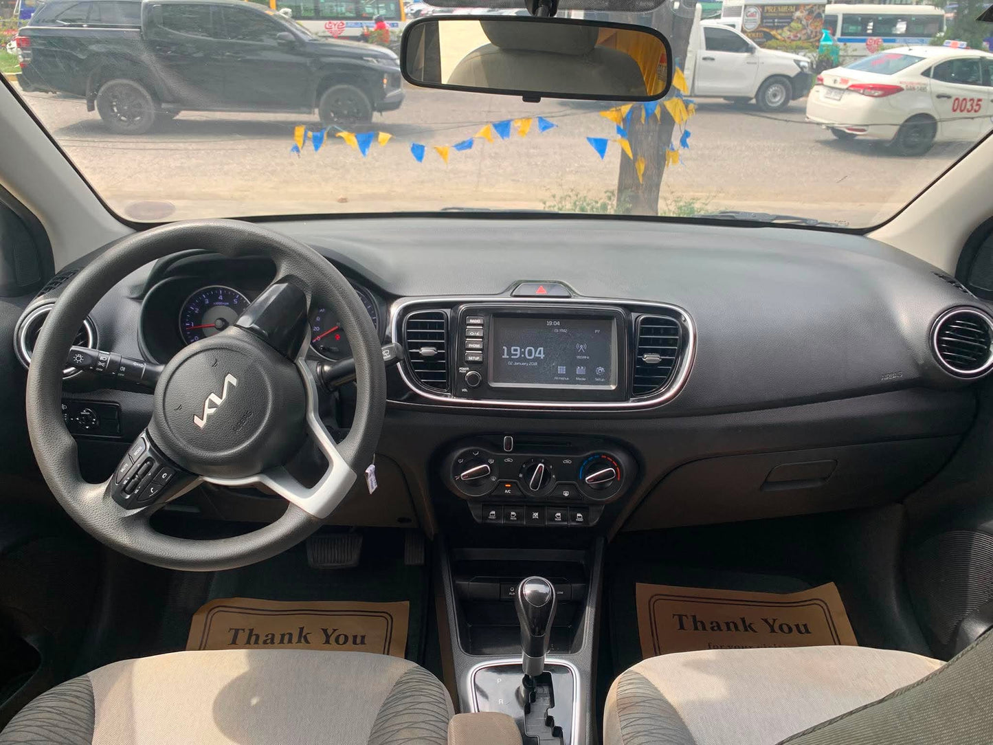 2024 KIA SOLUTO 1.4L LX AUTOMATIC TRANSMISSION Gold Aces Car Display Center
