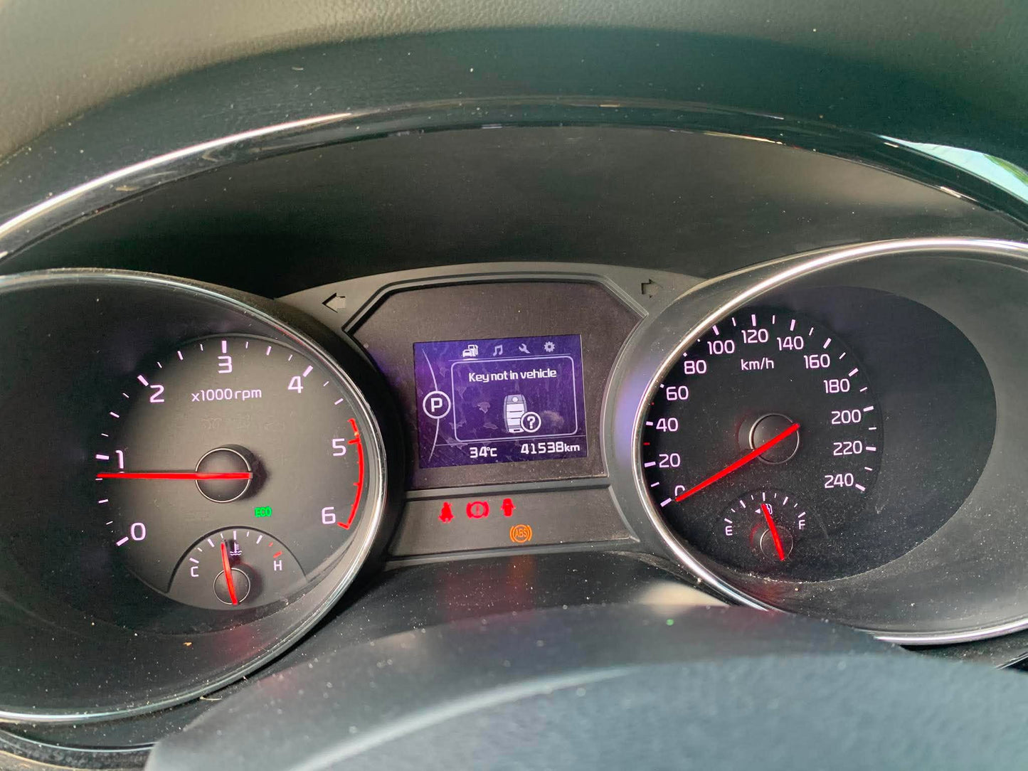 2018 KIA CARNIVAL 2.2L DIESEL ENGINE AUTOMATIC TRANSMISSION KIA