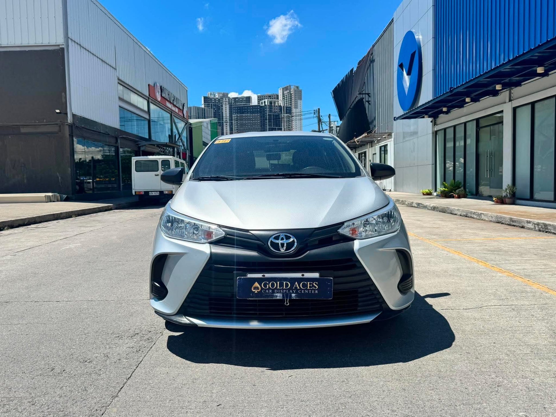 2021 TOYOTA VIOS 1.3L XE AUTOMATIC TRANSMISSION Gold Aces Car Display Center