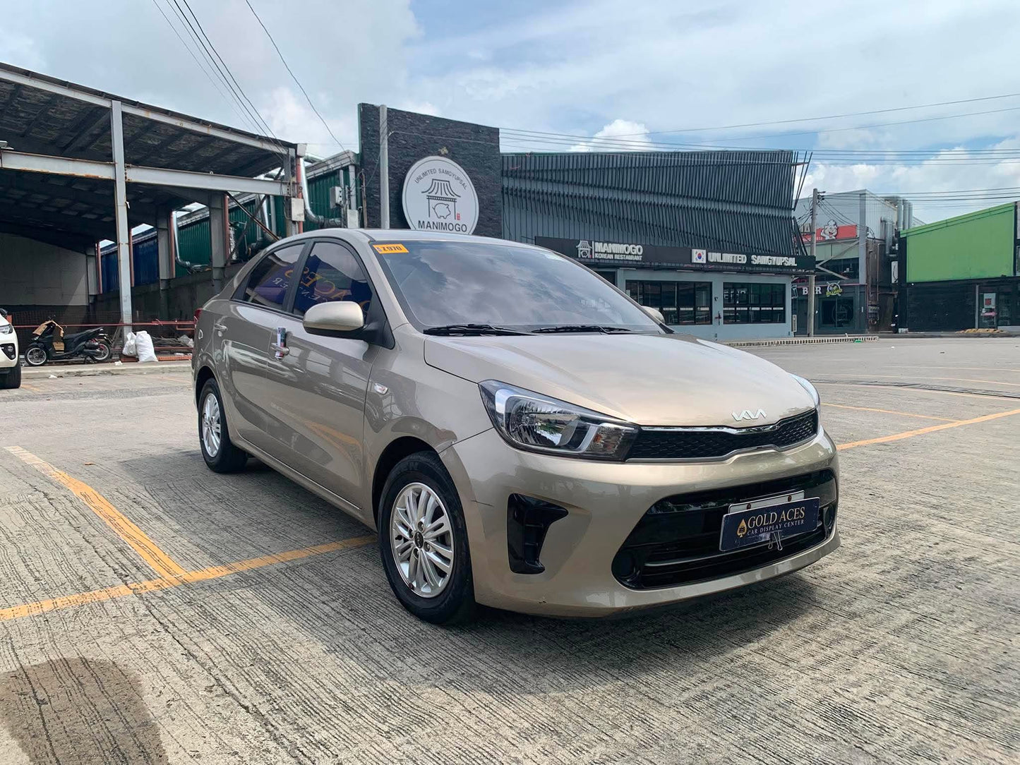 2024 KIA SOLUTO 1.4L LX AUTOMATIC TRANSMISSION Gold Aces Car Display Center