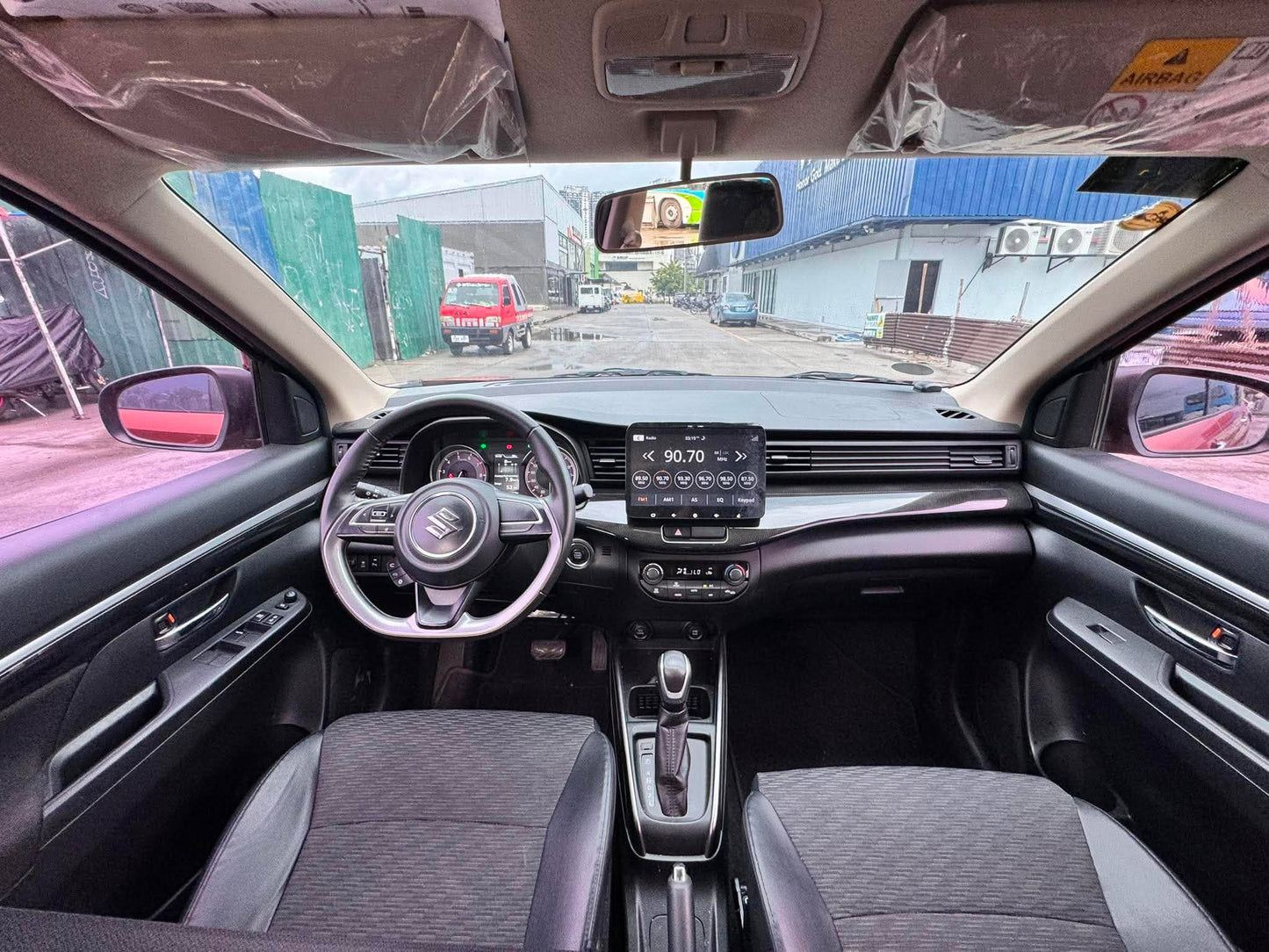 2023 SUZUKI XL7 1.5L GLX AUTOMATIC TRANSMISSION Gold Aces Car Display Center