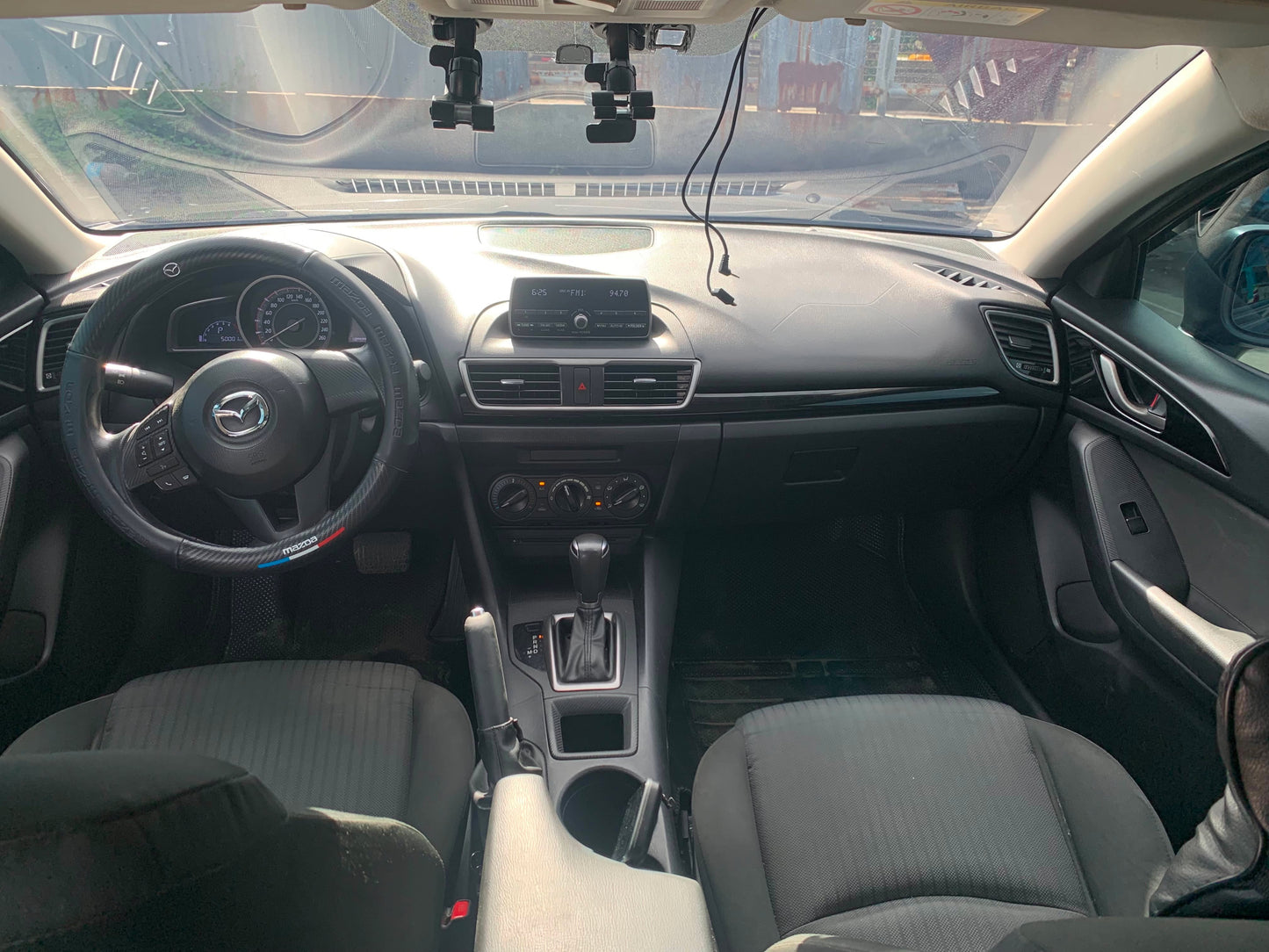 2016 MAZDA 3 2.0L SEDAN AUTOMATIC TRANSMISSION Gold Aces Car Display Center