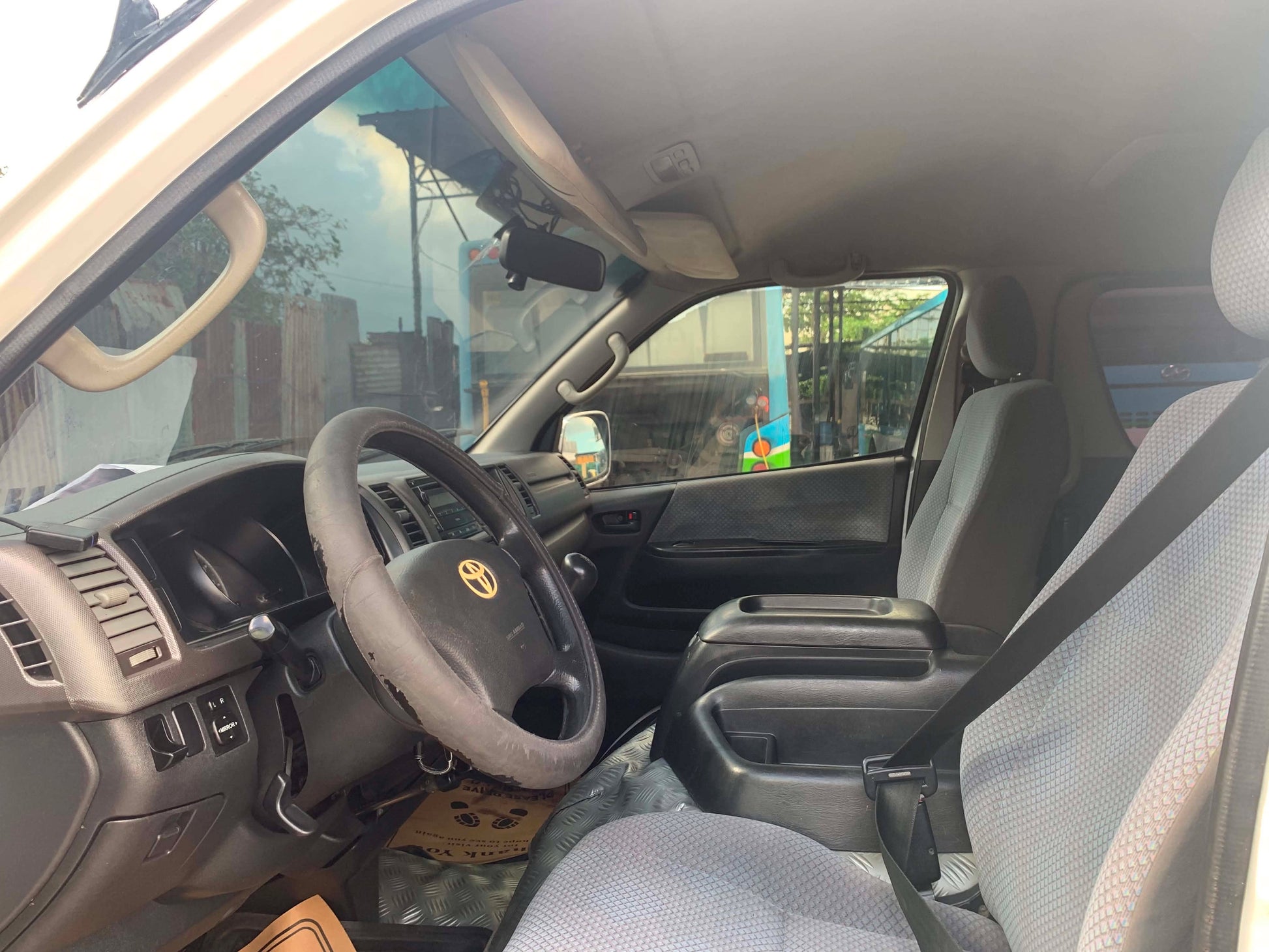 2013 TOYOTA HIACE GL GRANDIA 2.5L DSL MANUAL TRANSMISSION Gold Aces Car Display Center