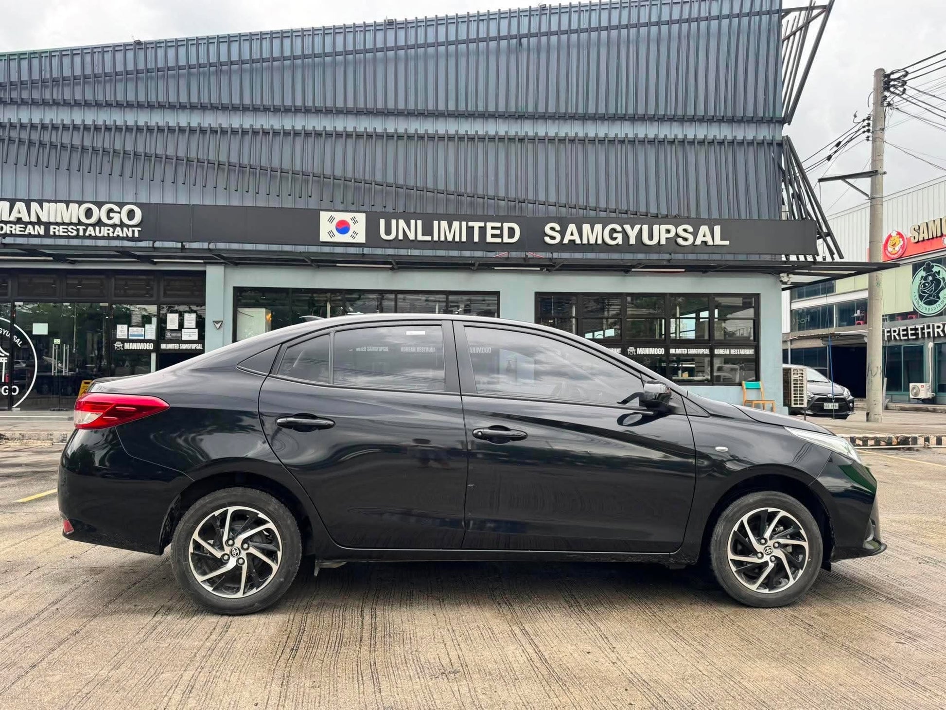 2024 TOYOTA VIOS 1.3L XLE AUTOMATIC TRANSMISSION Gold Aces Car Display Center