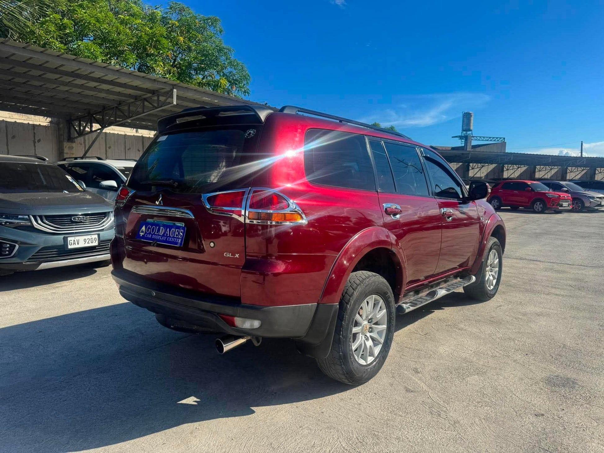 2013 MITSUBISHI MONTERO GLX 2.5L DSL MANUAL TRANSMISSION Gold Aces Car Display Center