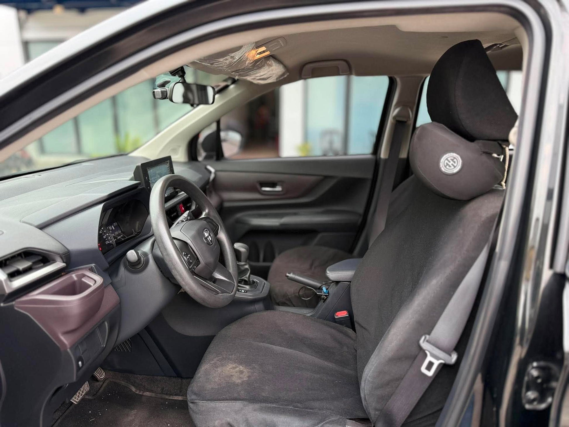 2023 TOYOTA AVANZA 1.3L E CVT AUTOMATIC TRANSMISSION Gold Aces Car Display Center
