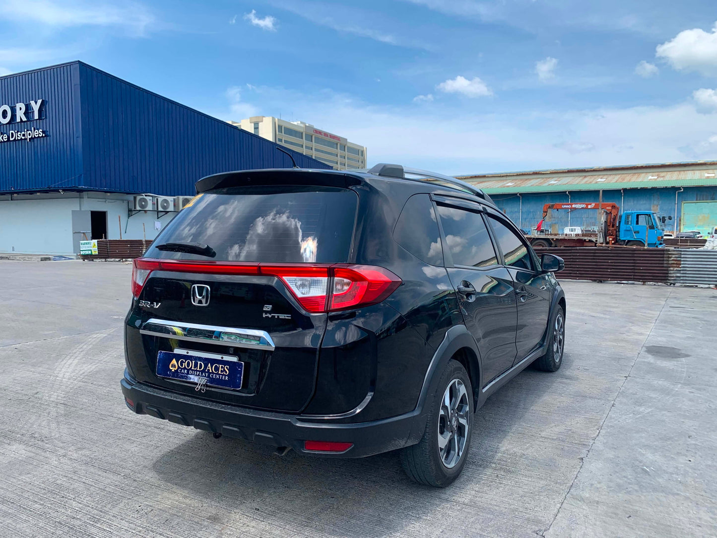 2017 HONDA BRV S 1.5AUTOMATIC TRANSMISSION Gold Aces Car Display Center