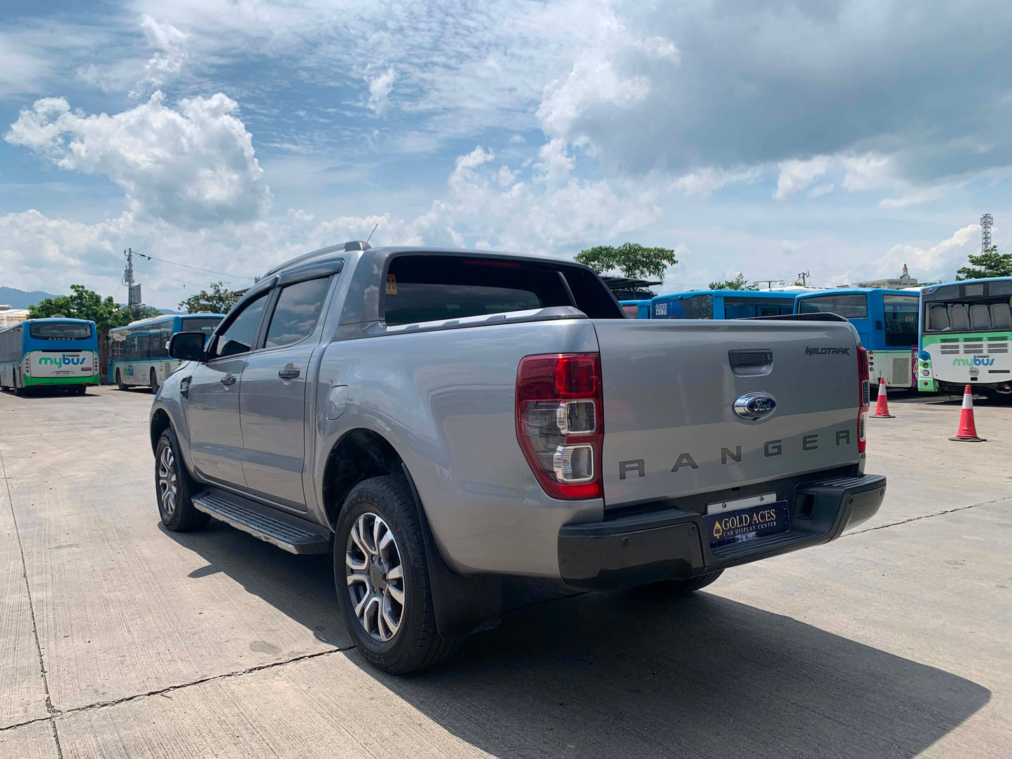 2018 FORD RANGER WILDTRAK 2.2L 4X2 DSL AUTOMATIC TRANSMISSION Gold Aces Car Display Center