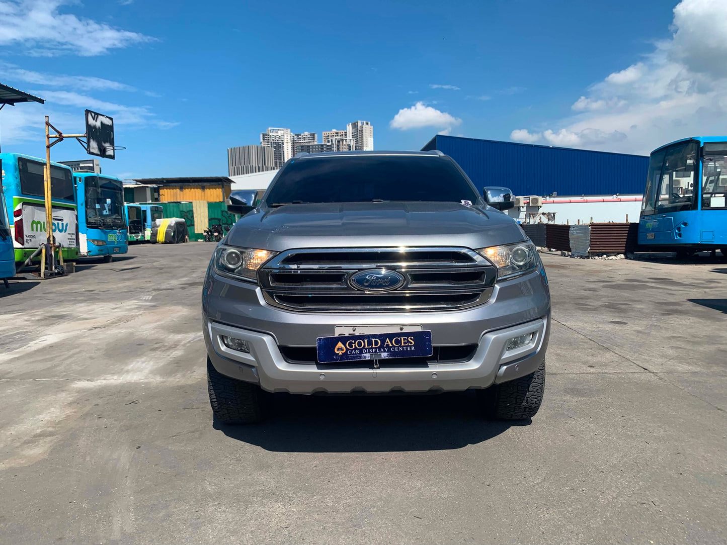 &nbsp;2016 FORD EVEREST TITANIUM 4X2 DSL AUTOMATIC TRANSMISSION Gold Aces Car Display Center