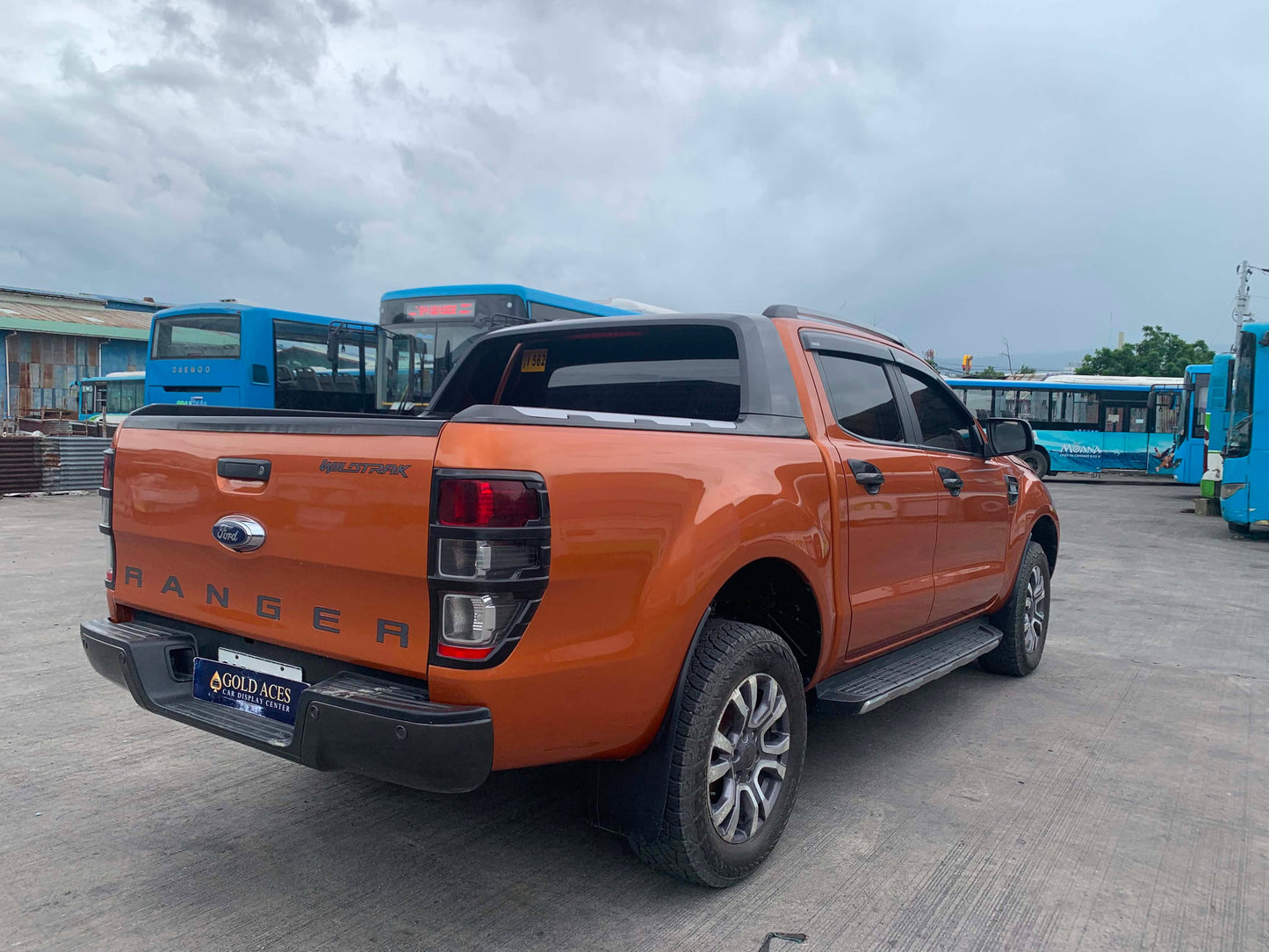 2017 FORD RANGER WILDTRAK 2.2L 4X2 DSL AUTOMATIC TRANSMISSION Gold Aces Car Display Center