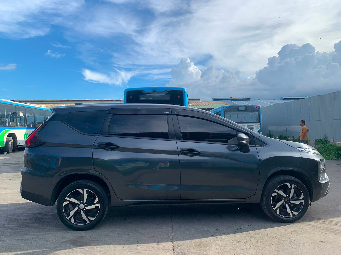 2023 MITSUBISHI XPANDER 1.5L GLX AUTOMATIC TRANSMISSION Gold Aces Car Display Center