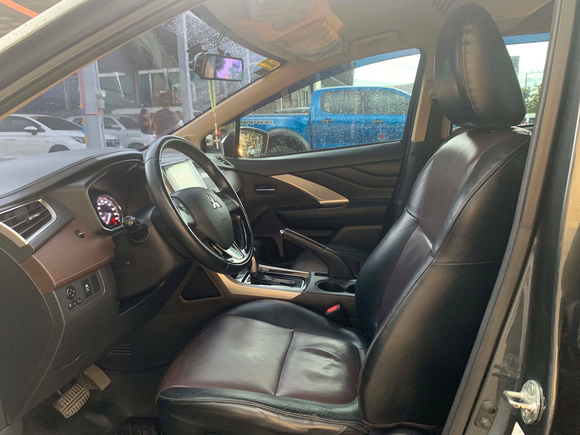 2021 MITSUBISHI XPANDER CROSS 1.5L AUTOMATIC TRANSMISSION Gold Aces Car Display Center